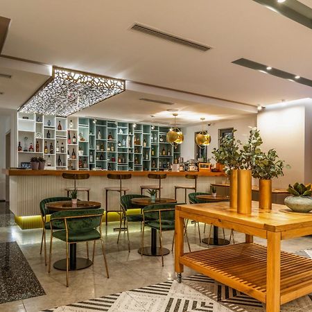 Glow Boutique Hotel & Suites Sarandë Eksteriør bilde