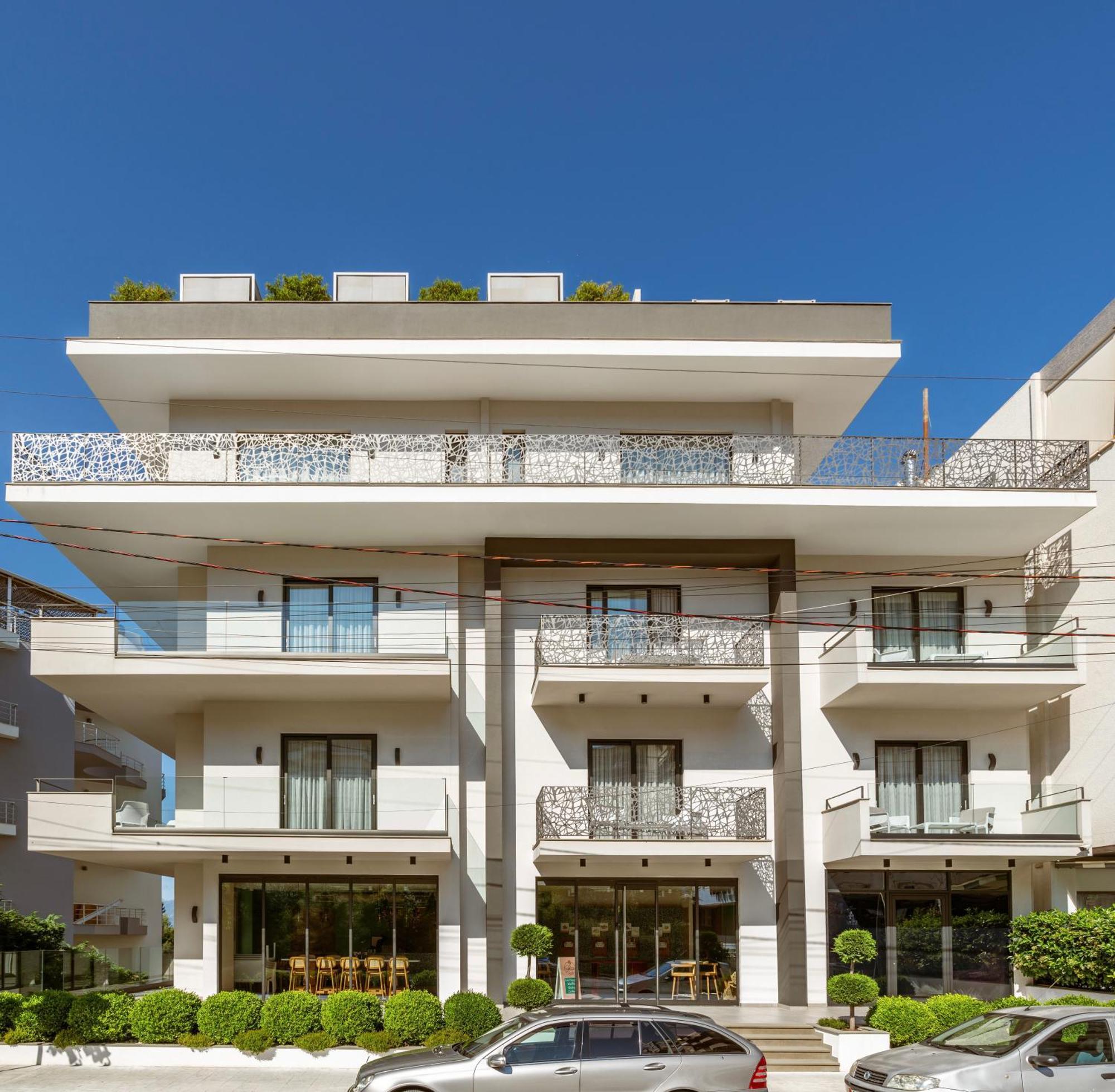 Glow Boutique Hotel & Suites Sarandë Eksteriør bilde