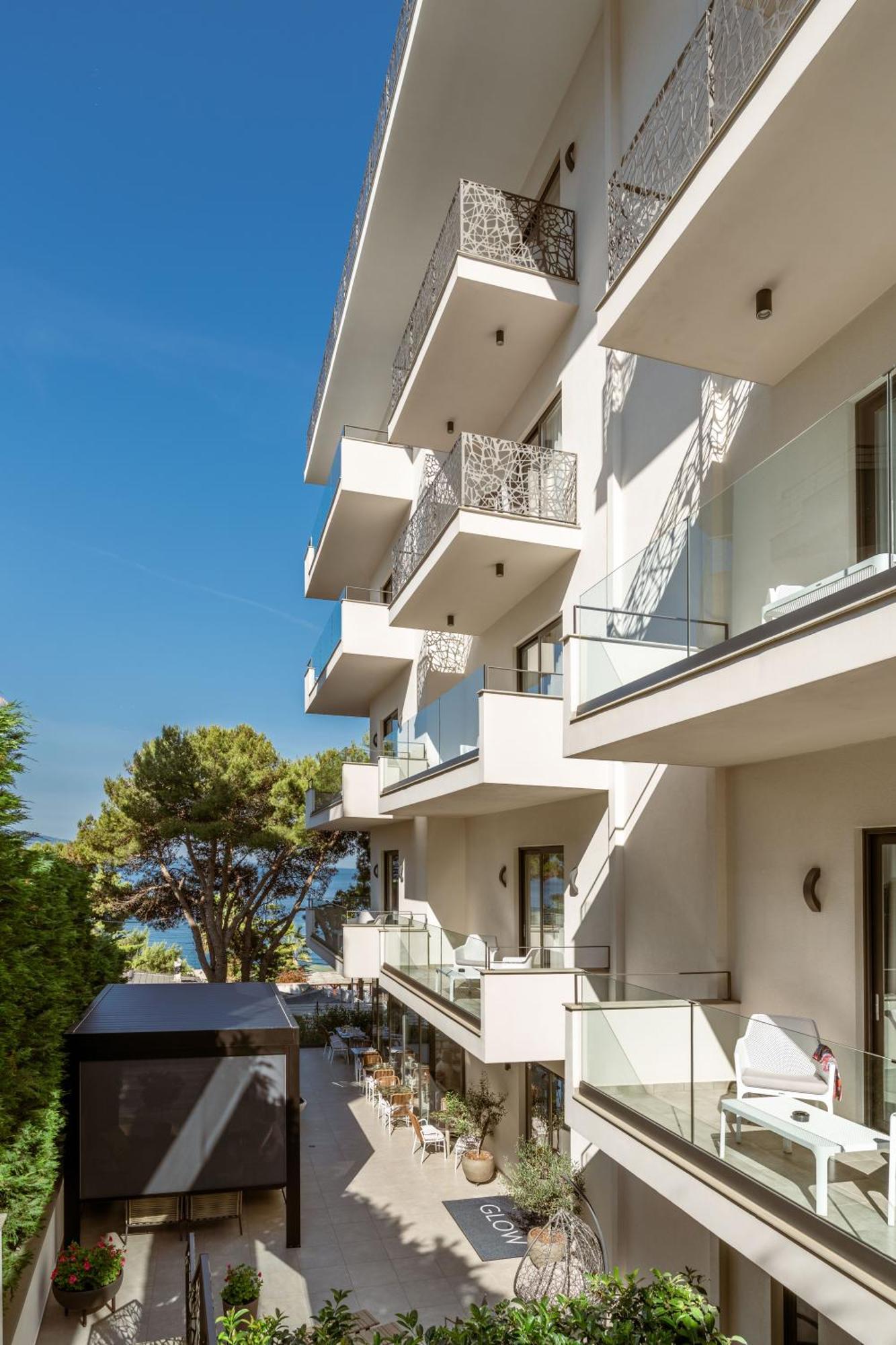 Glow Boutique Hotel & Suites Sarandë Eksteriør bilde