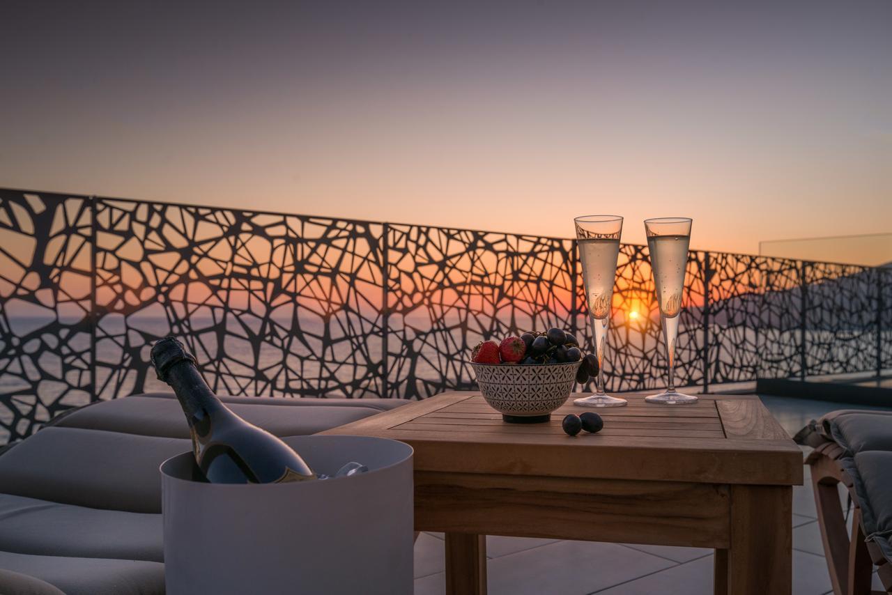 Glow Boutique Hotel & Suites Sarandë Eksteriør bilde